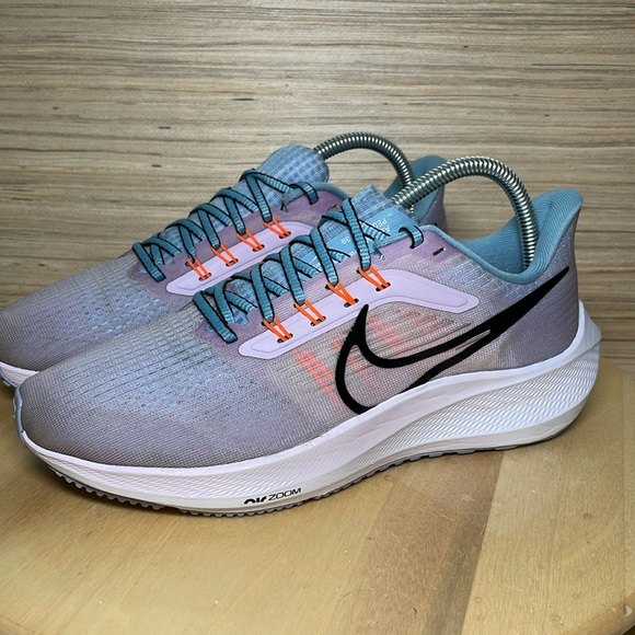 Nike Air Zoom Pegasus 39 lavender/blue woman’s shoes size 8 - Picture 2 of 11